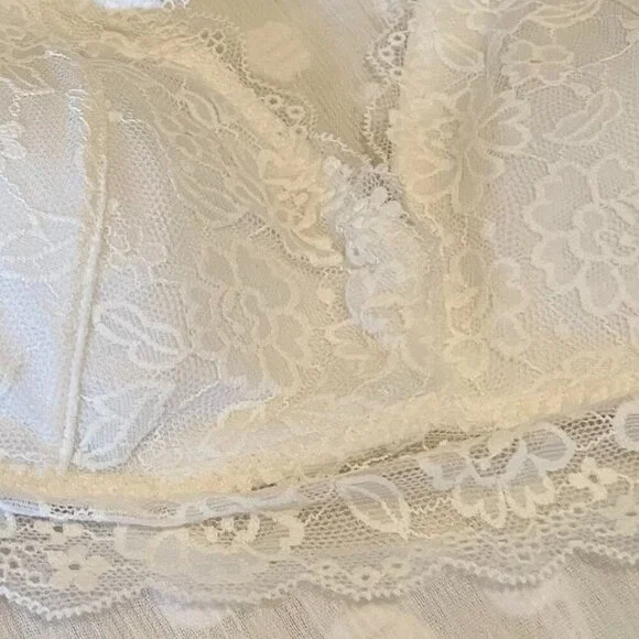 EUC Gilly Hicks Bralettes, Small - Picture 6 of 12